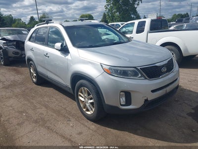 5XYKTDA6XFG****** · 2015 KIA SORENTO LX