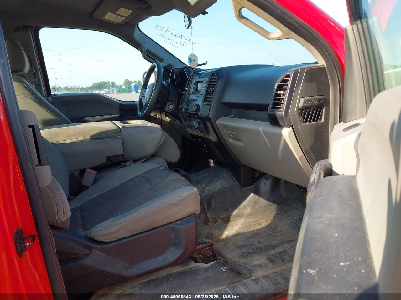 2015 FORD F-150 XL · 5/11