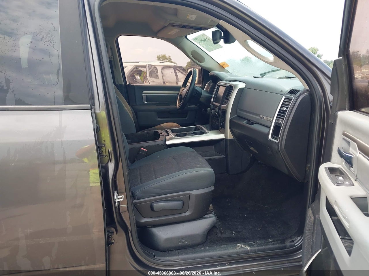 2016 RAM 1500 BIG HORN · 5/11