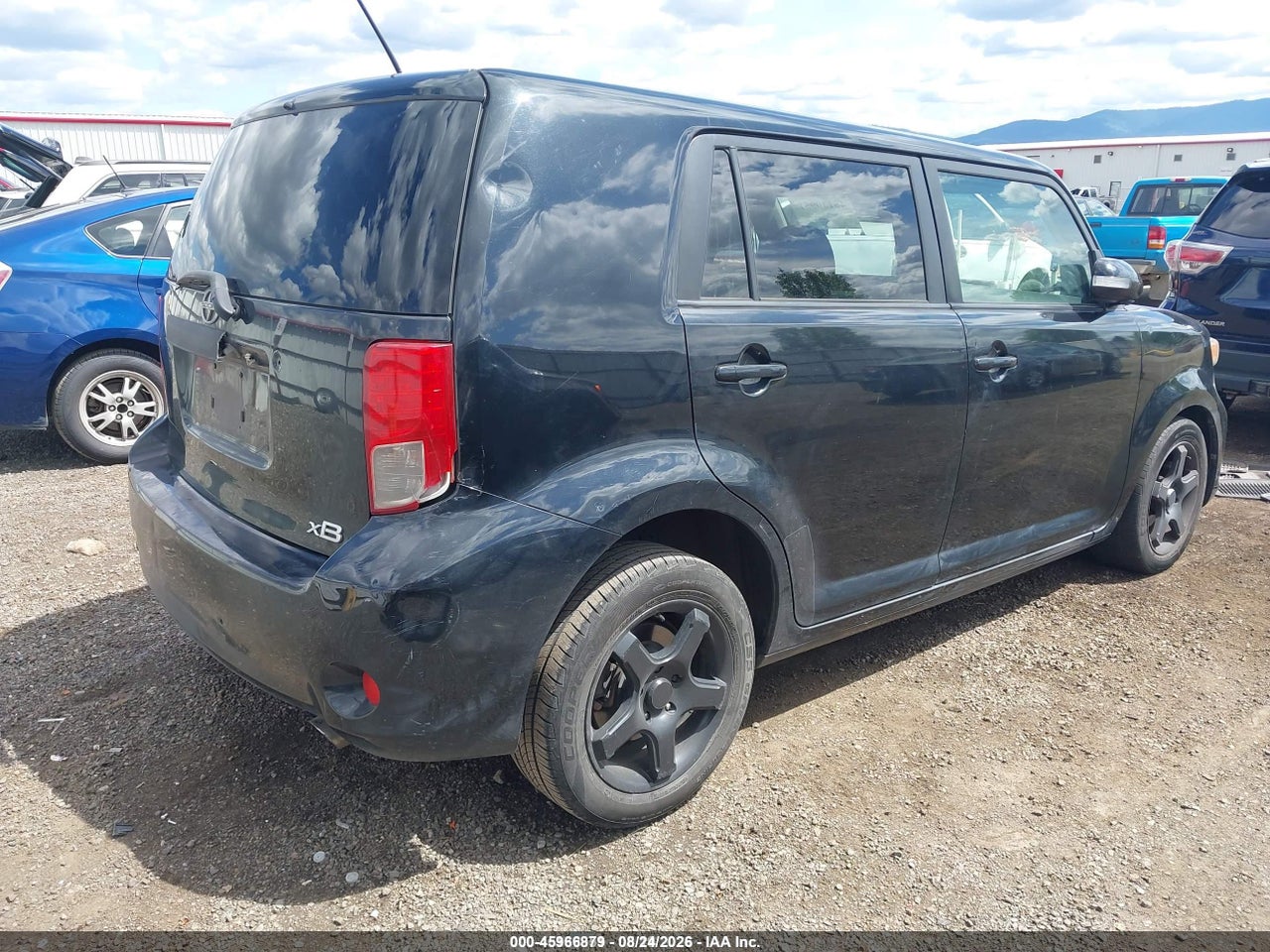 2012 SCION XB · 4/11