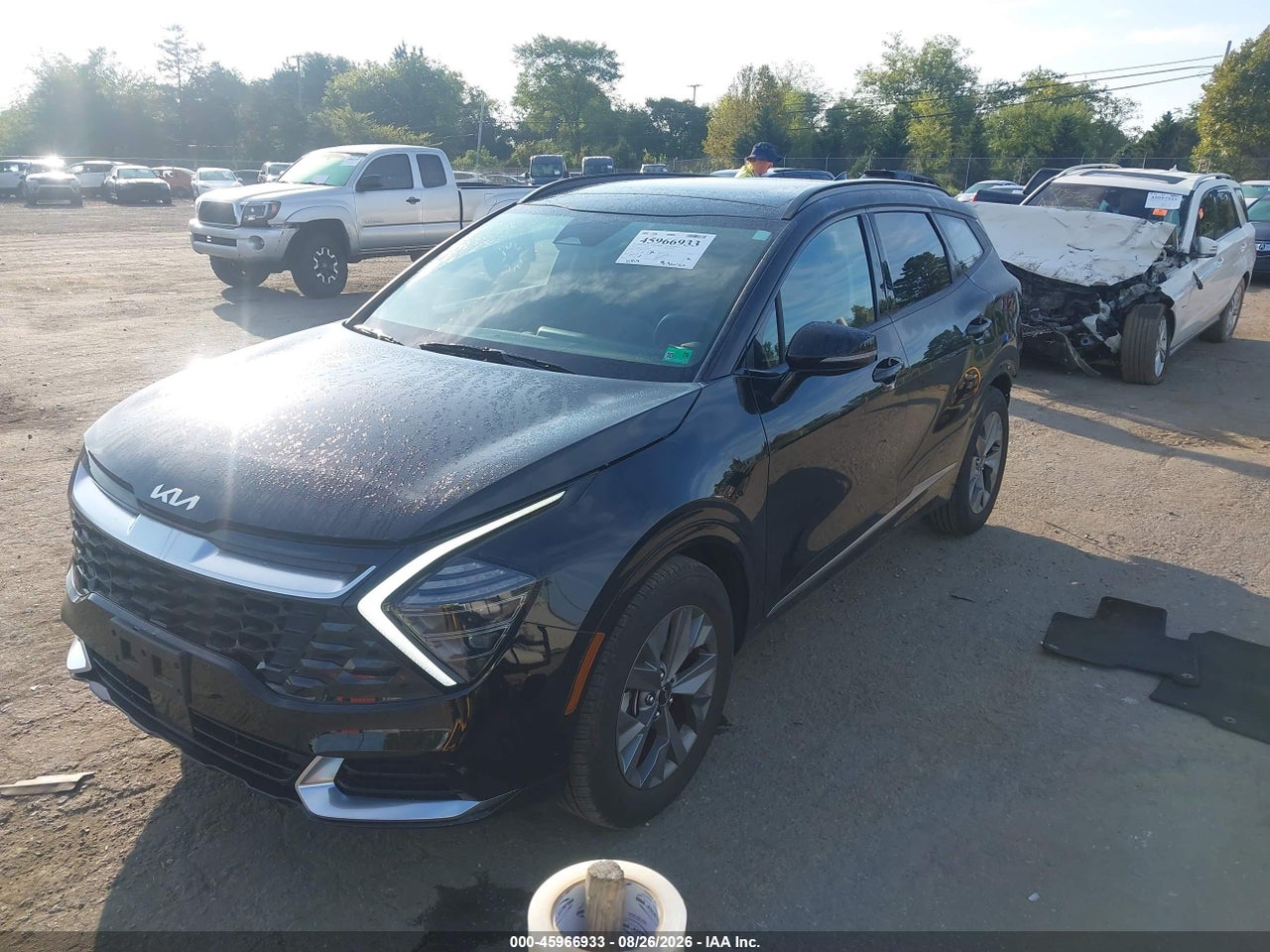 2025 KIA SPORTAGE SX · 2/11