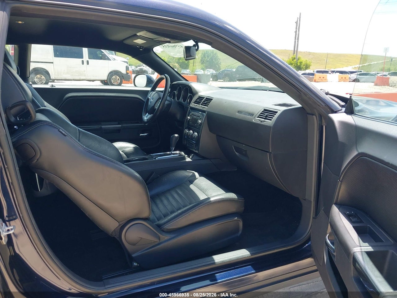 2011 DODGE CHALLENGER · 5/11