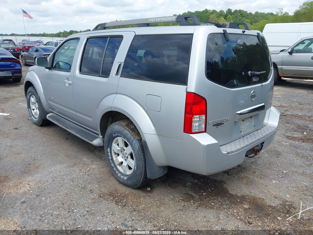 2005 NISSAN PATHFINDER SE OFF-ROAD · 3/11