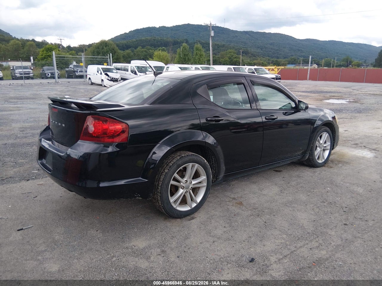 2012 DODGE AVENGER SE · 4/11