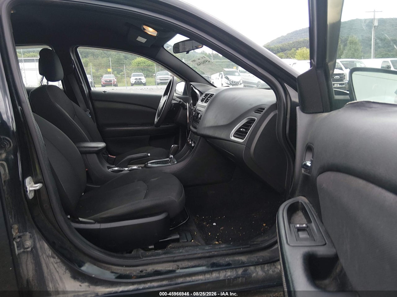 2012 DODGE AVENGER SE · 5/11