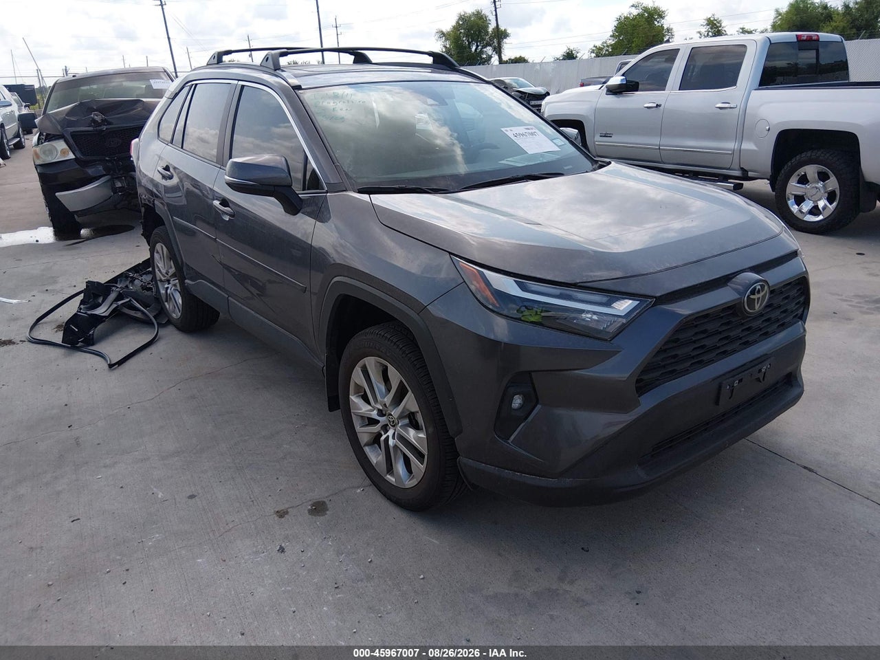 2T3C1RFV9SC****** · 2025 TOYOTA RAV4 XLE PREMIUM