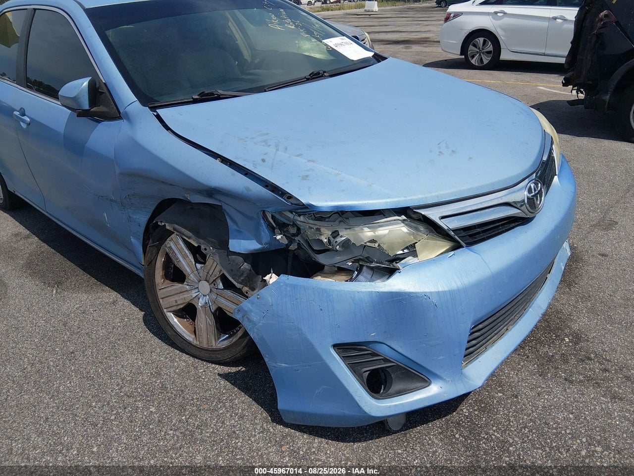 2012 TOYOTA CAMRY LE · 6/11
