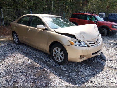 4T1BF3EK3BU****** · 2011 TOYOTA CAMRY LE