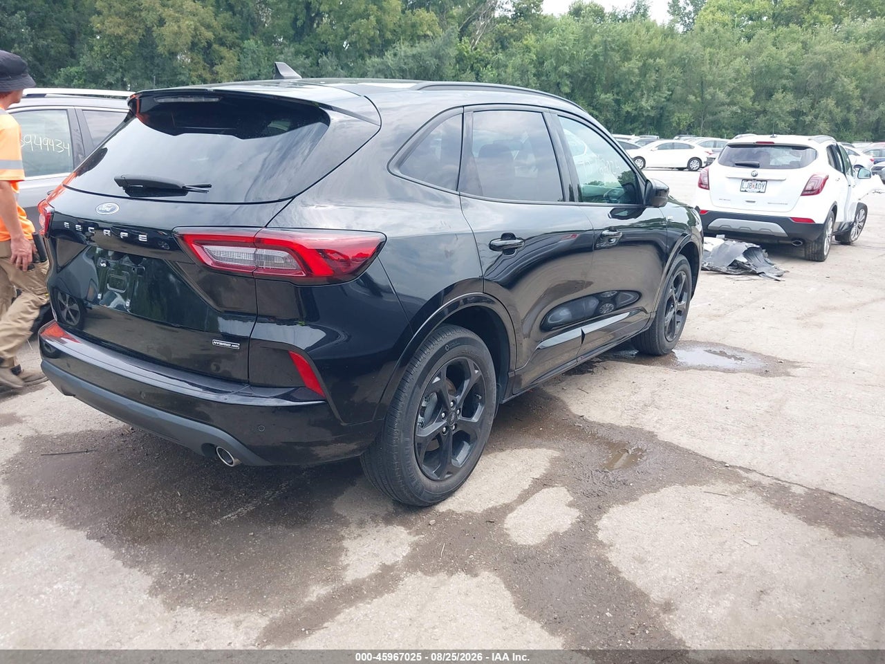 2023 FORD ESCAPE ST-LINE SELECT · 4/11