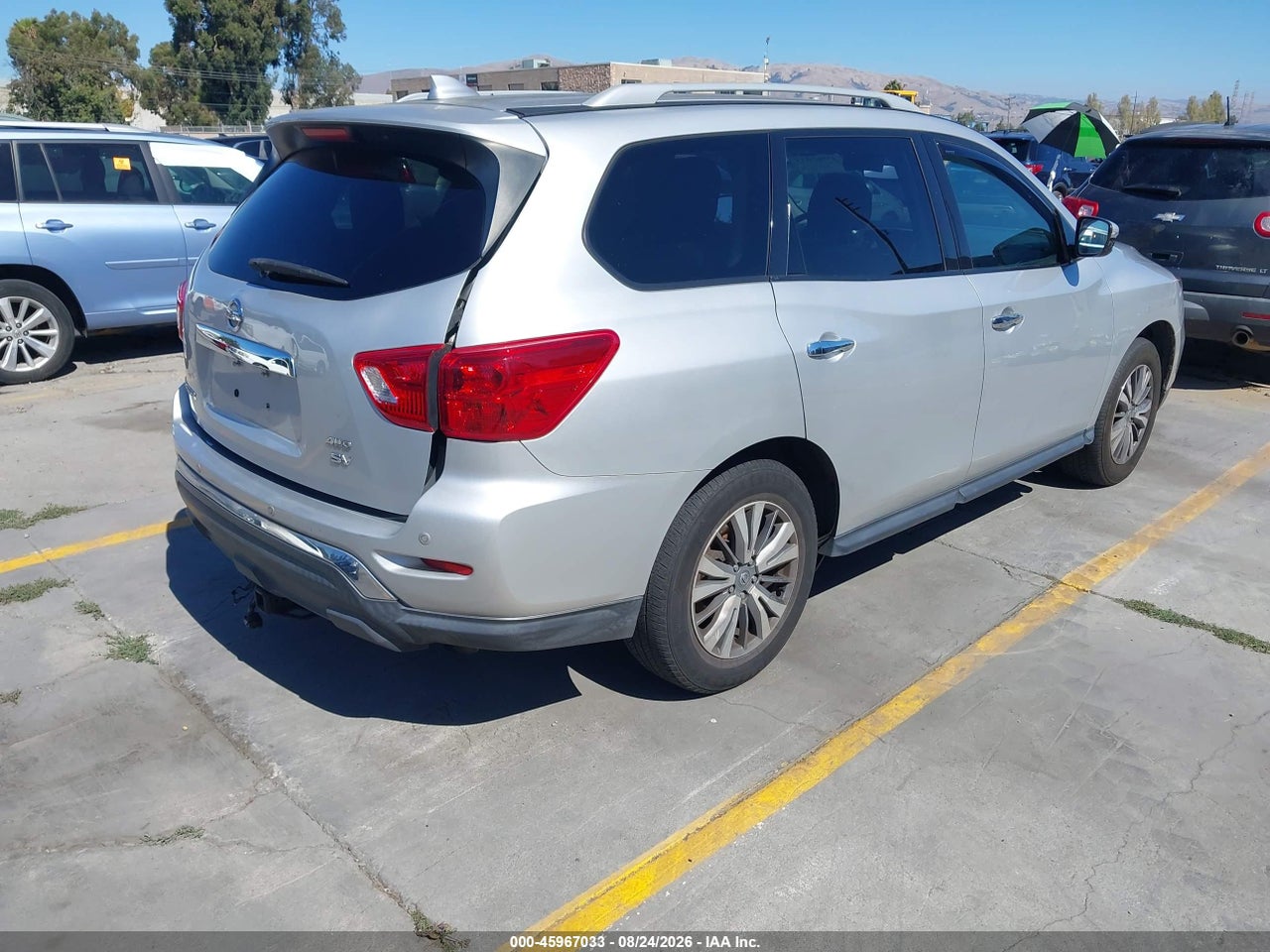 2019 NISSAN PATHFINDER SV · 4/11