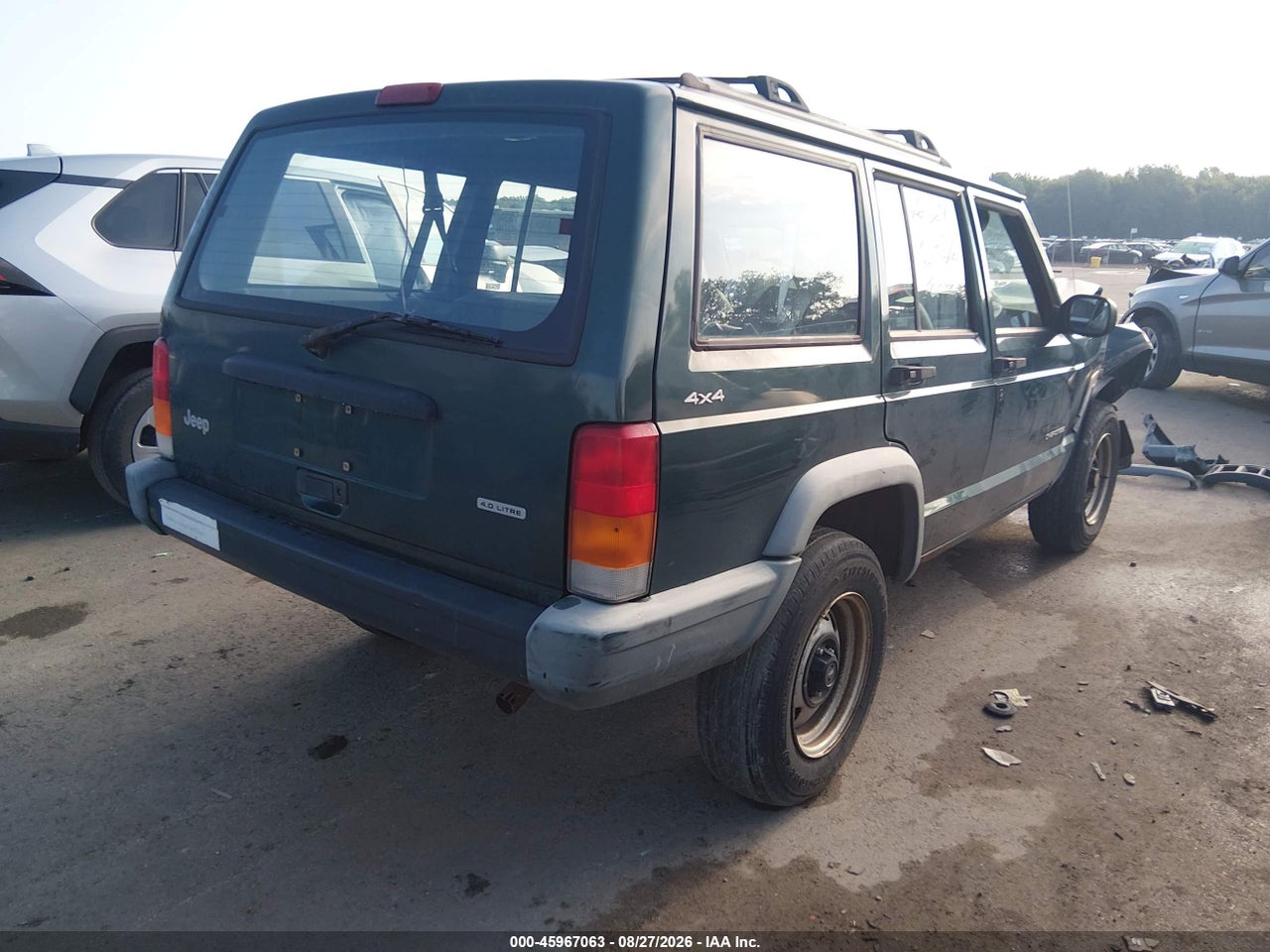 2000 JEEP CHEROKEE SE · 4/11
