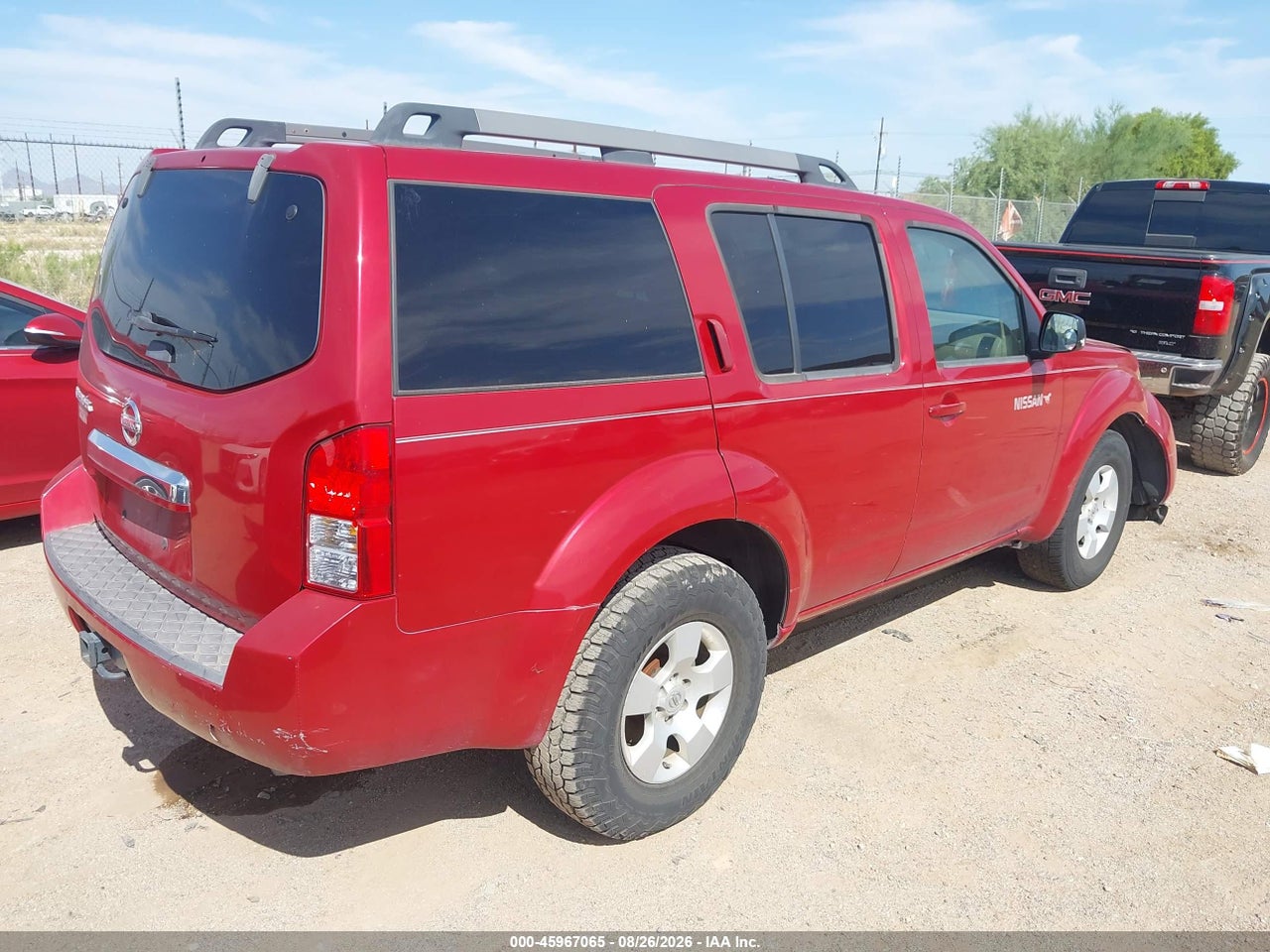 2009 NISSAN PATHFINDER S · 4/11
