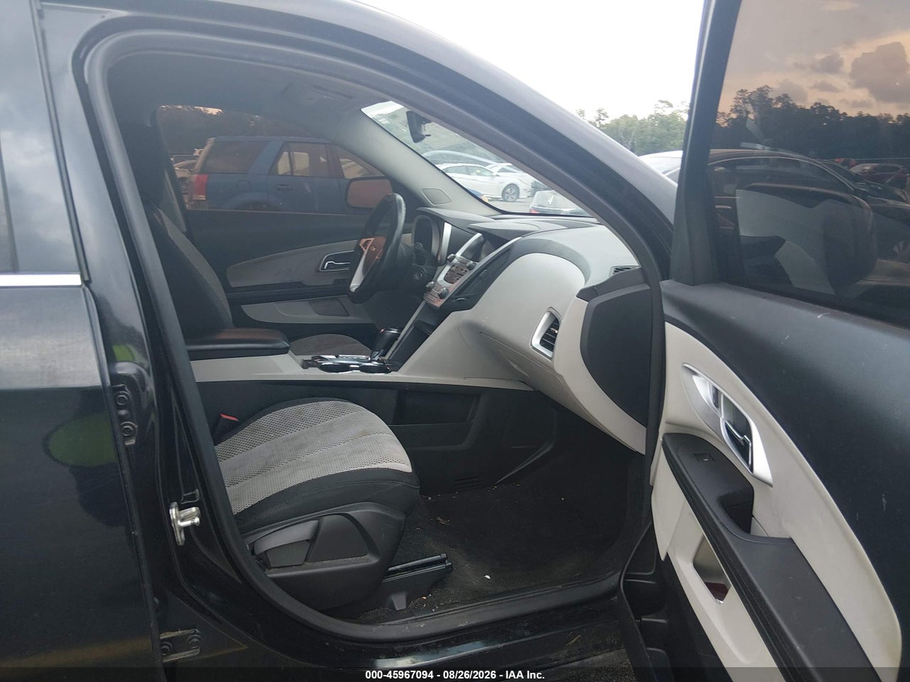2016 CHEVROLET EQUINOX LT · 5/11