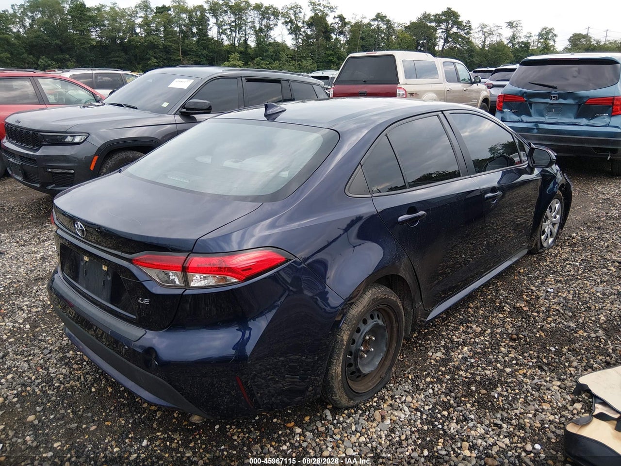 2021 TOYOTA COROLLA LE · 4/11