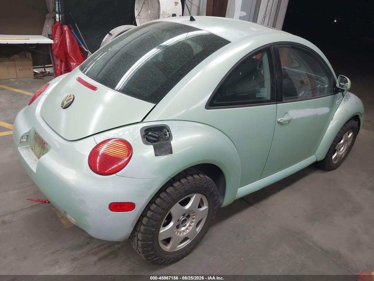 2000 VOLKSWAGEN NEW BEETLE GLS · 4/11