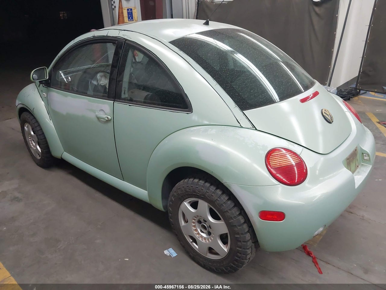 2000 VOLKSWAGEN NEW BEETLE GLS · 3/11