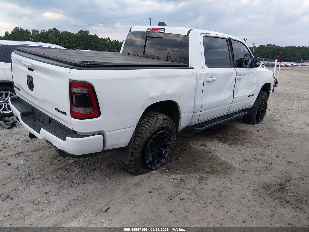 2022 RAM 1500 BIG HORN  4X4 5'7 BOX · 4/11