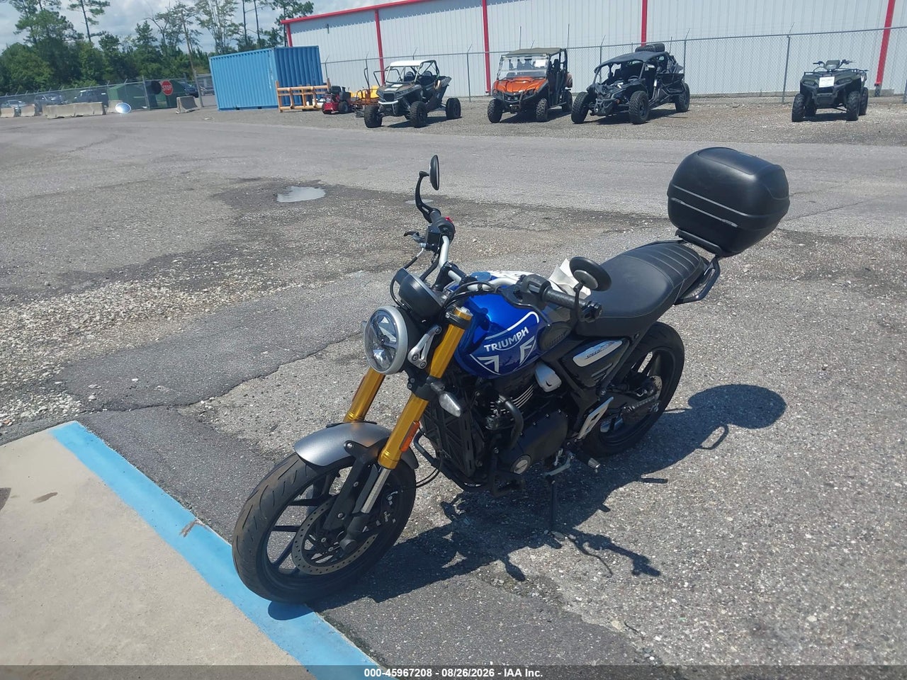 2024 TRIUMPH MOTORCYCLE SPEED 400 · 2/10