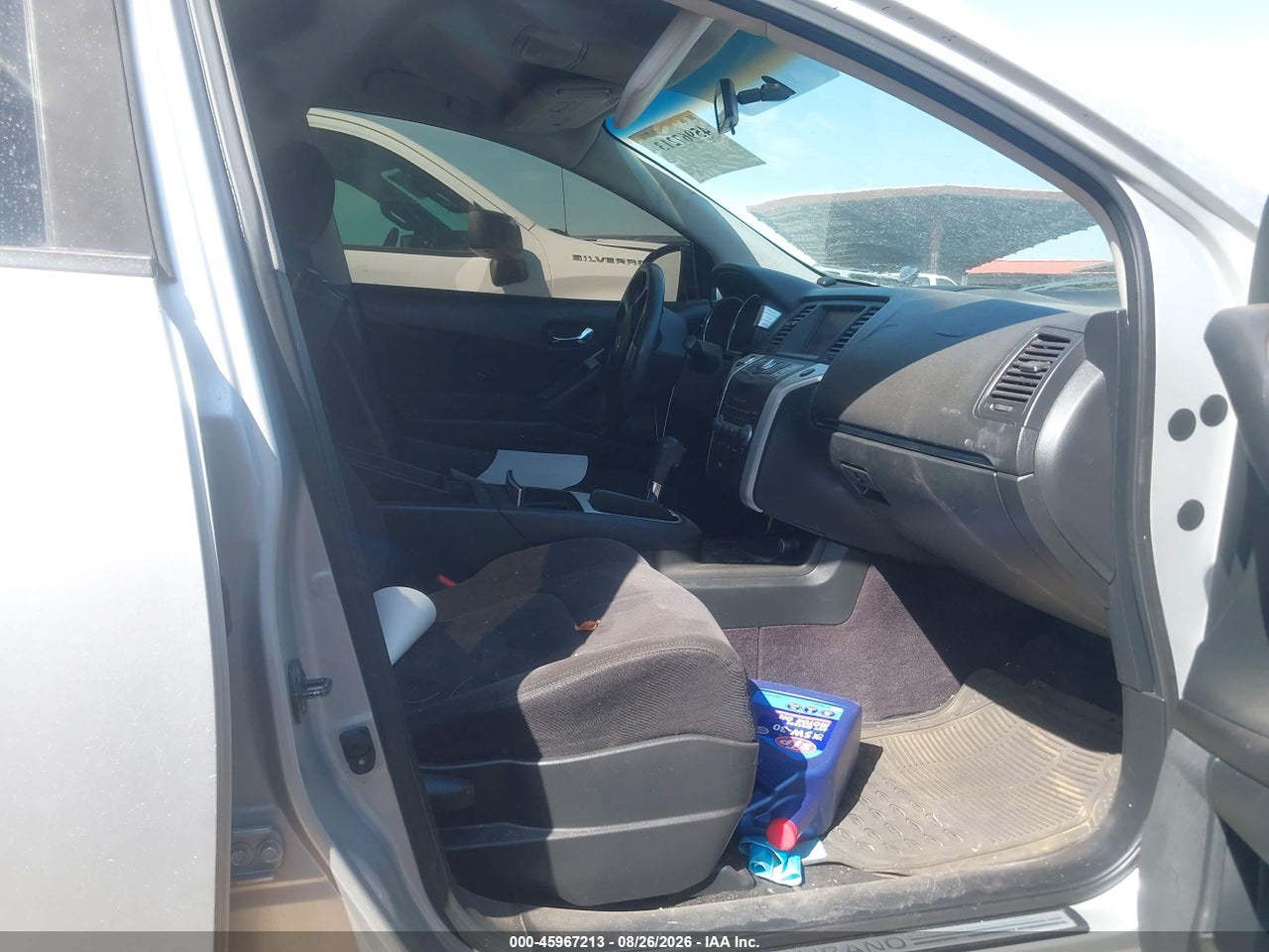 2010 NISSAN MURANO S · 5/11