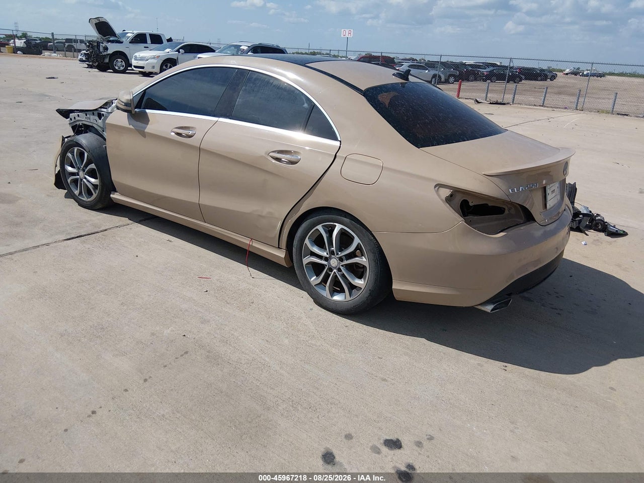 2016 MERCEDES-BENZ CLA 250 · 3/10