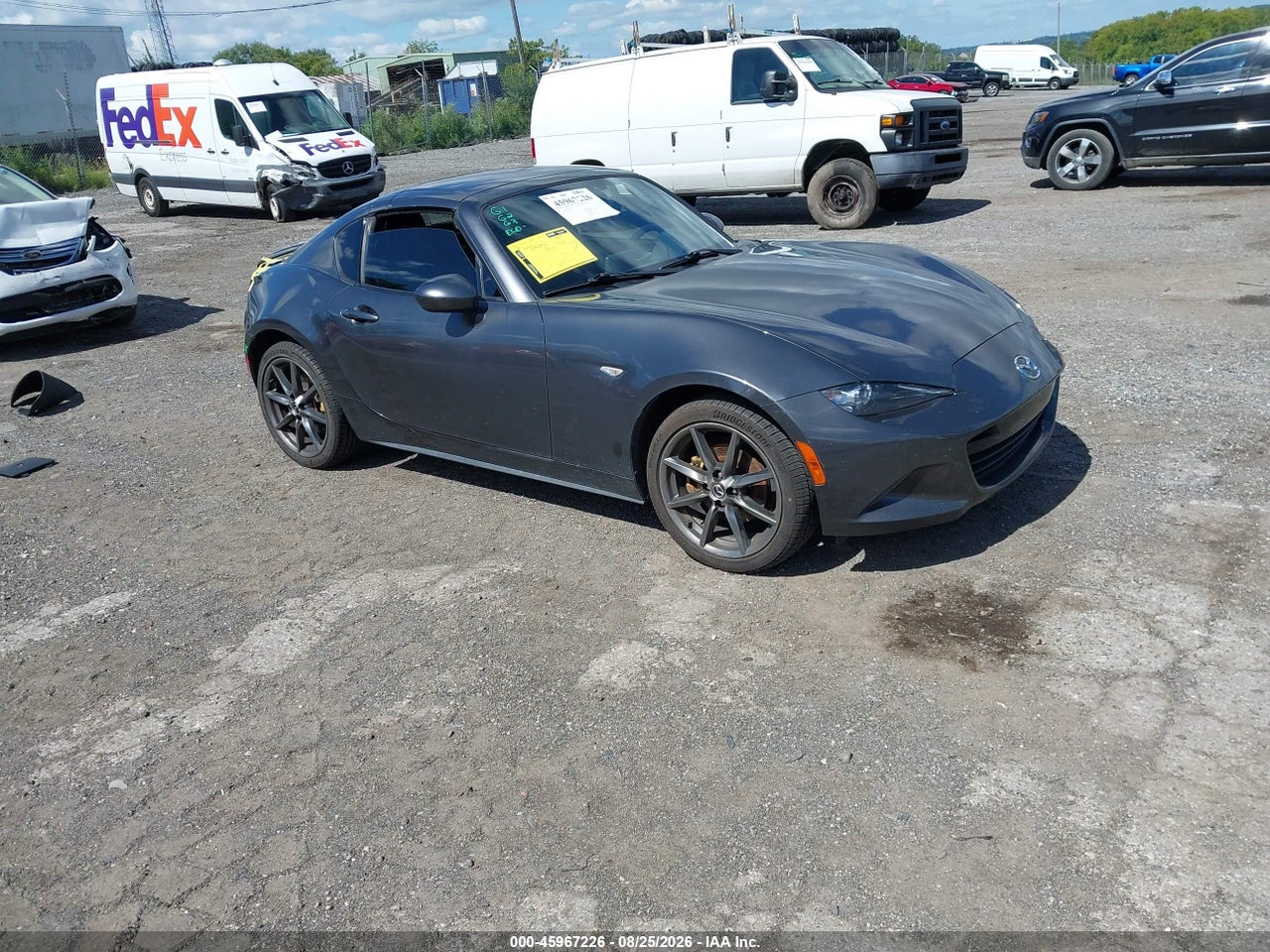 JM1NDAM7XH0****** · 2017 MAZDA MX-5 MIATA RF GRAND TOURING