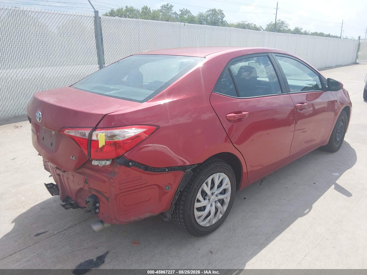 2018 TOYOTA COROLLA LE · 4/11