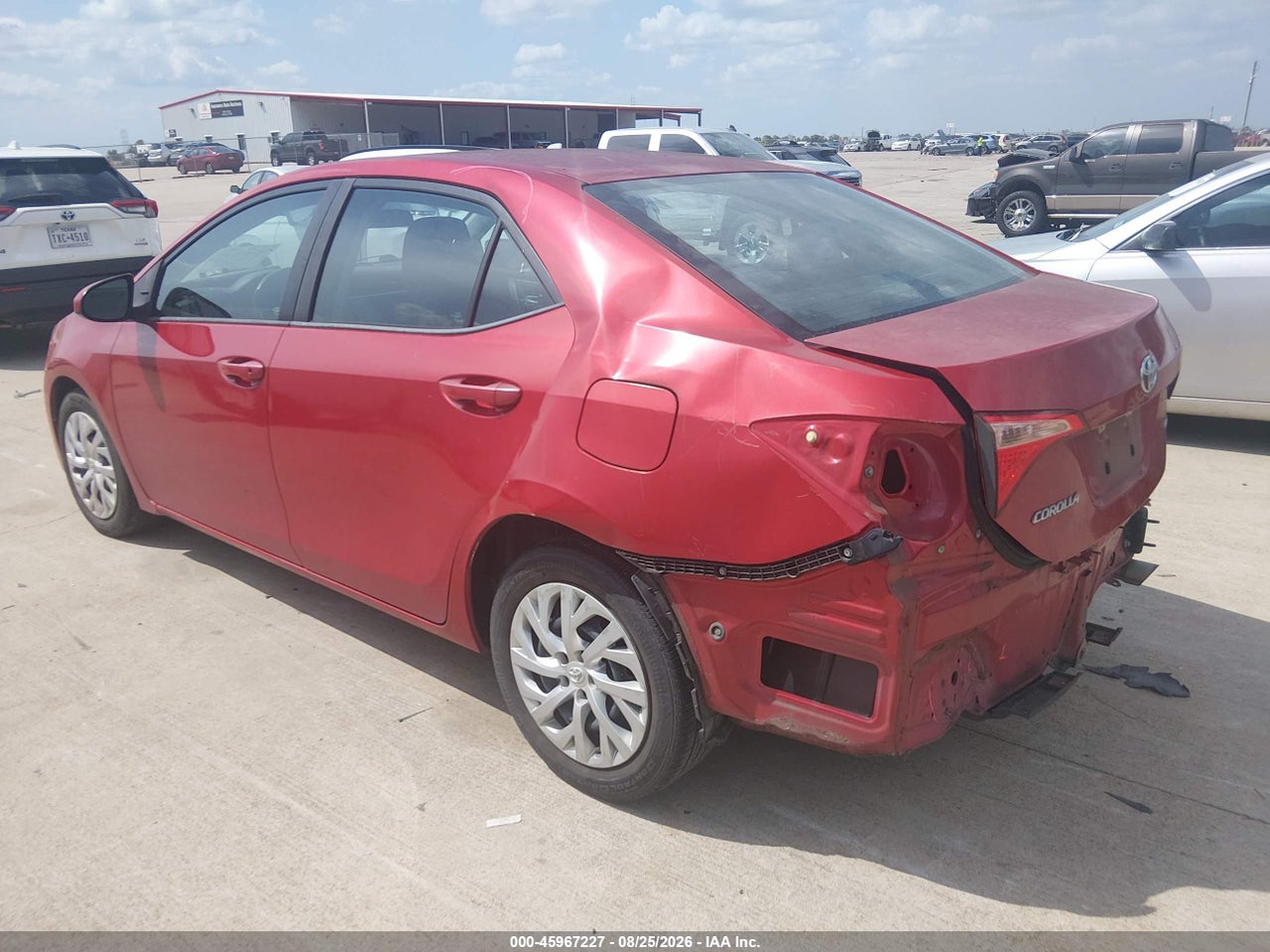 2018 TOYOTA COROLLA LE · 3/11