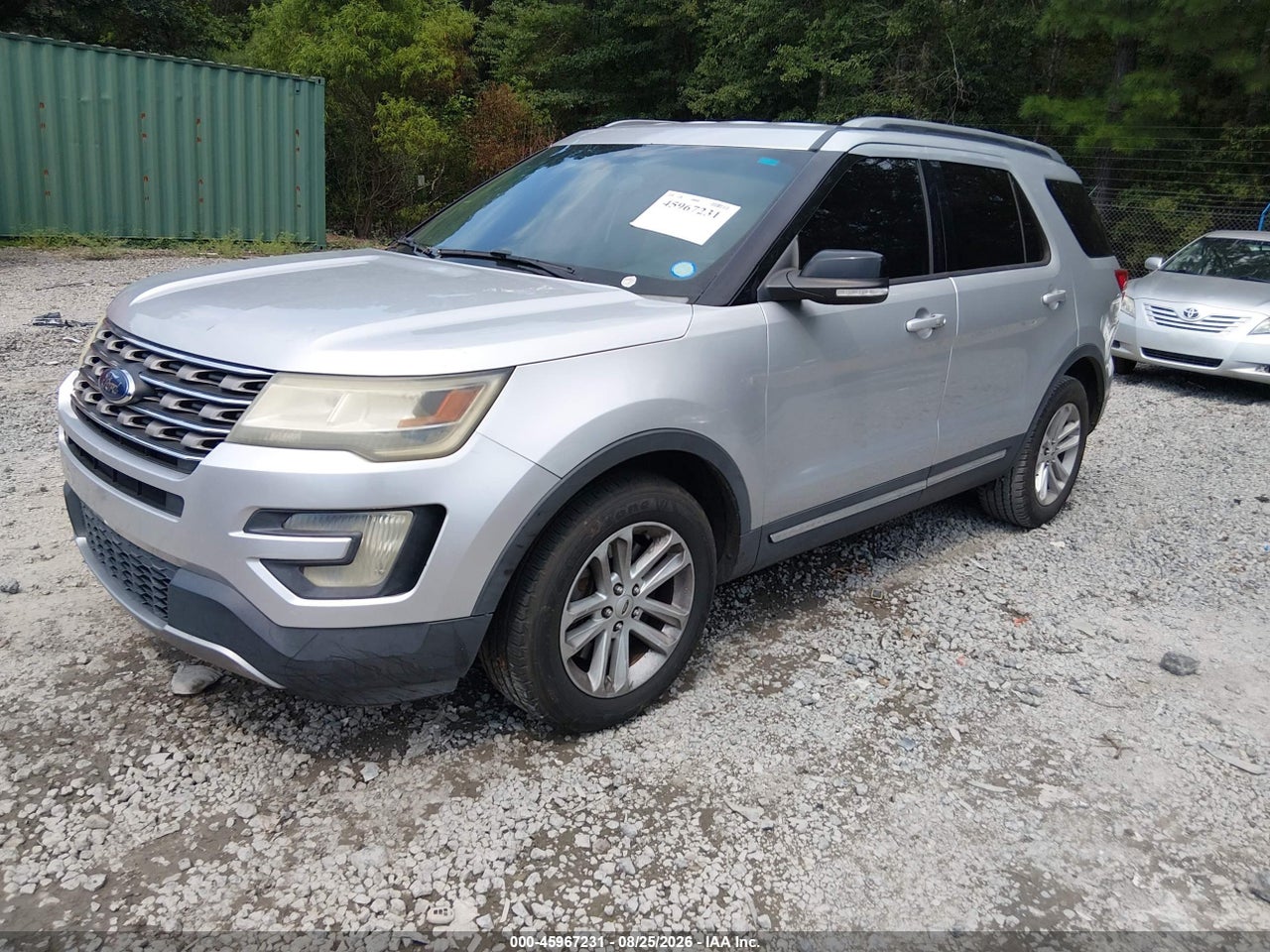 2016 FORD EXPLORER XLT · 2/11