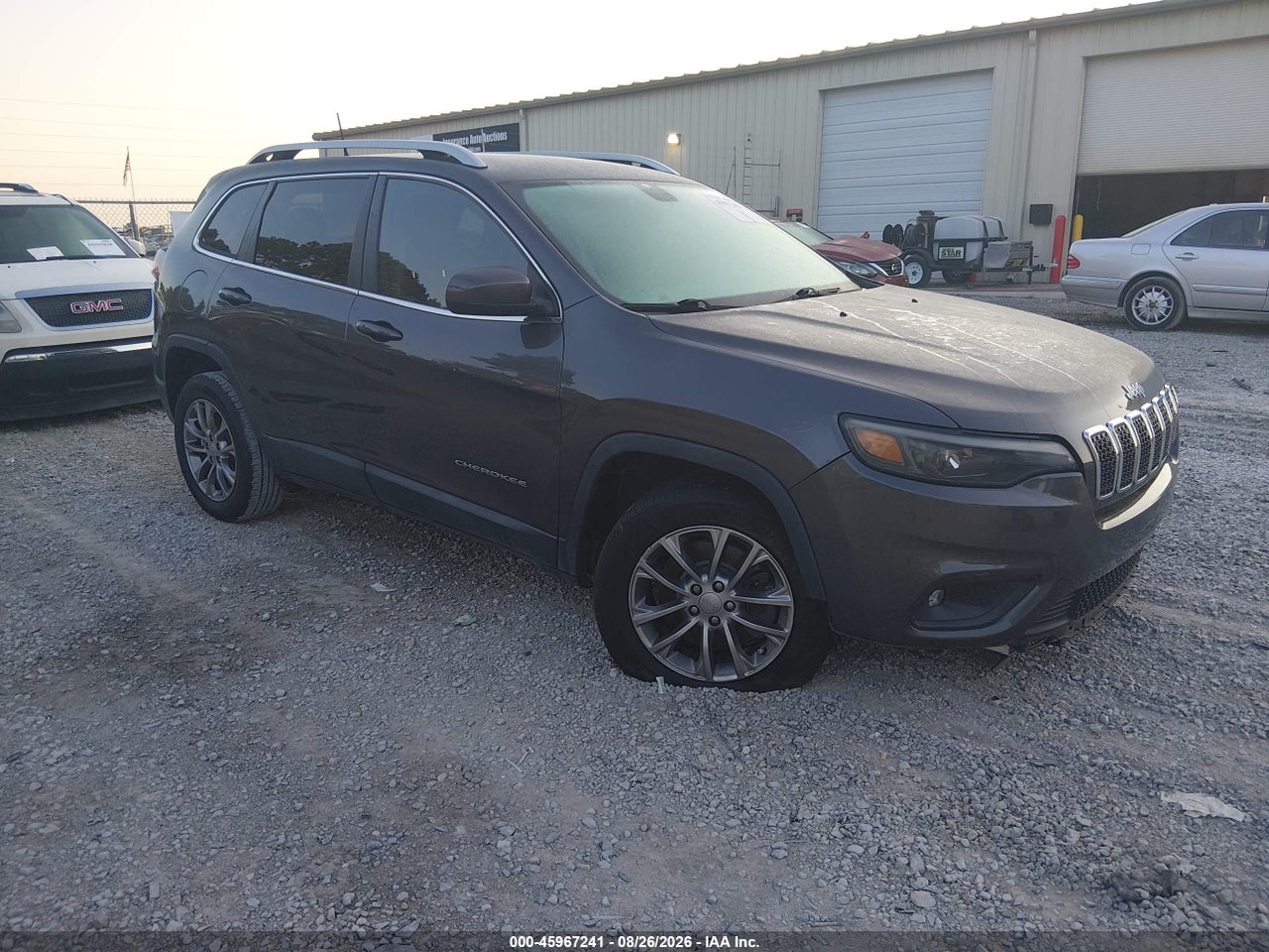 1C4PJLLB8KD****** · 2019 JEEP CHEROKEE LATITUDE PLUS FWD