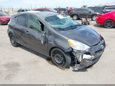 JTDKDTB37D1****** · 2013 TOYOTA PRIUS C TWO