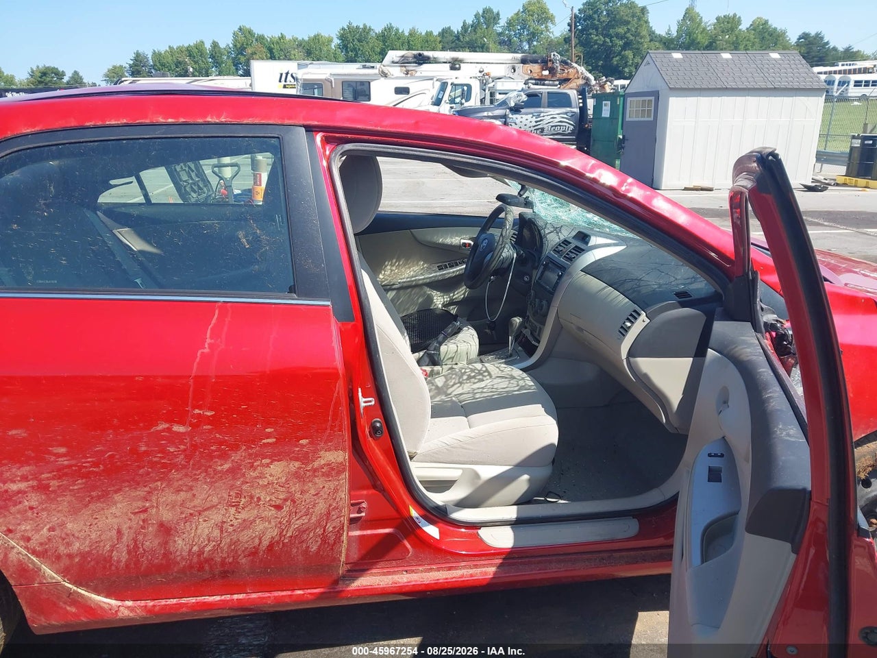 2013 TOYOTA COROLLA LE · 5/11