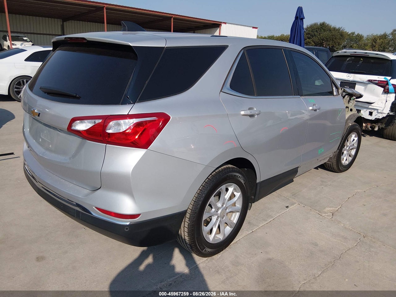 2018 CHEVROLET EQUINOX LT · 4/11
