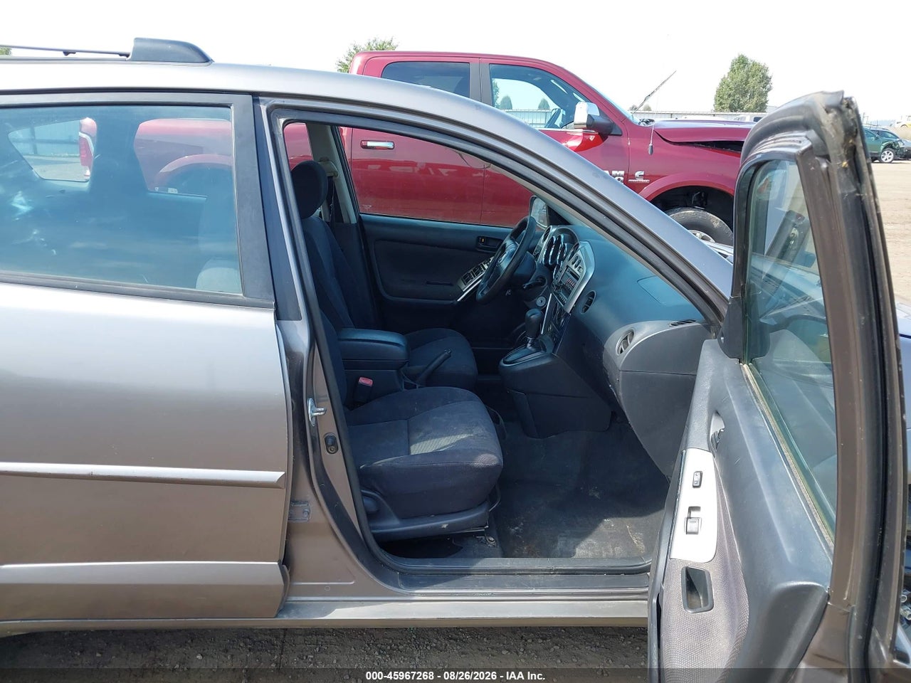 2004 PONTIAC VIBE   · 5/11
