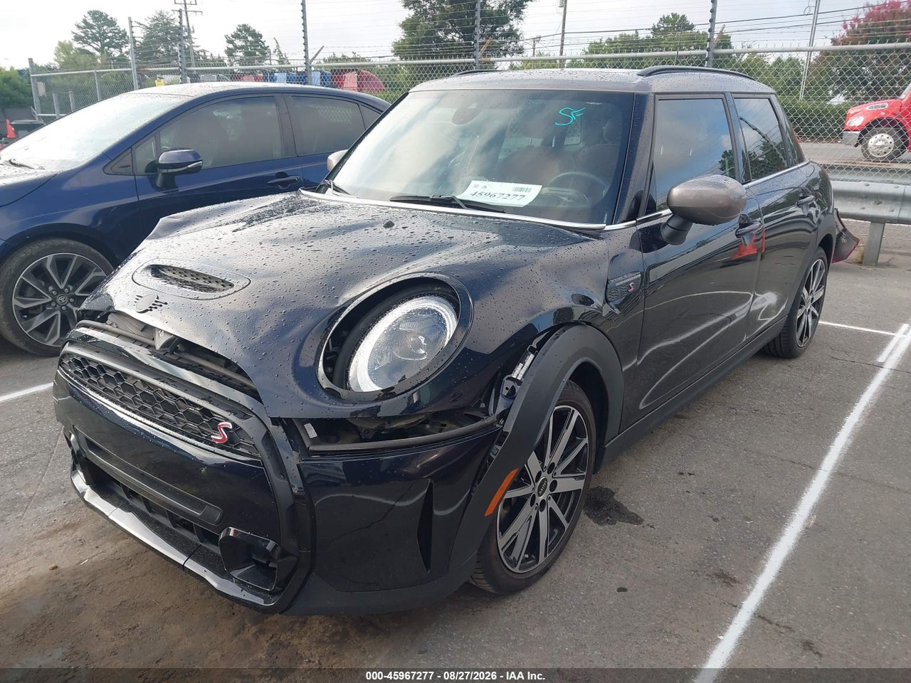 2022 MINI COOPER S · 2/11