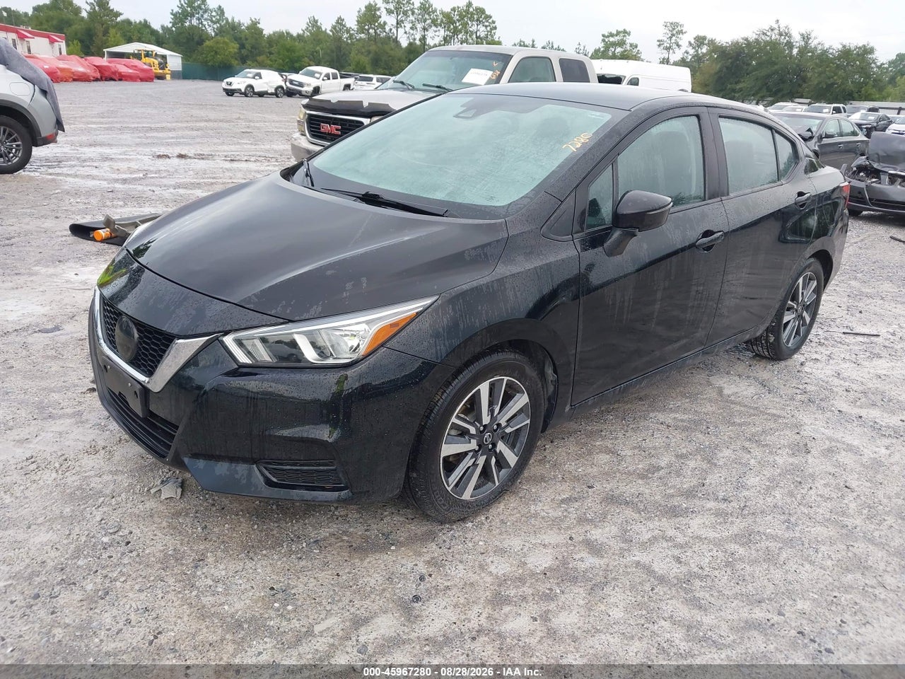 2020 NISSAN VERSA SV XTRONIC CVT · 2/11