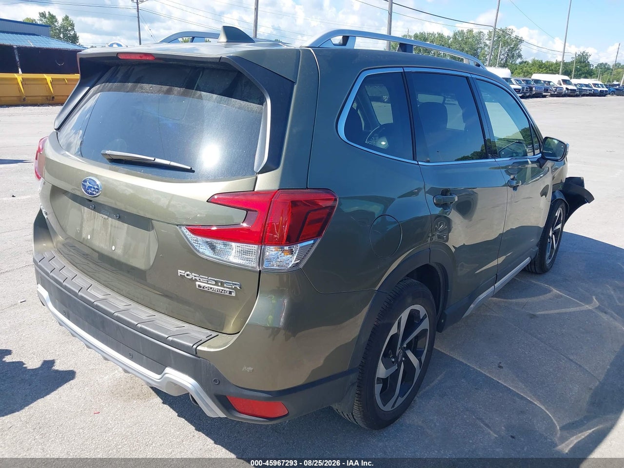 2022 SUBARU FORESTER TOURING · 4/11