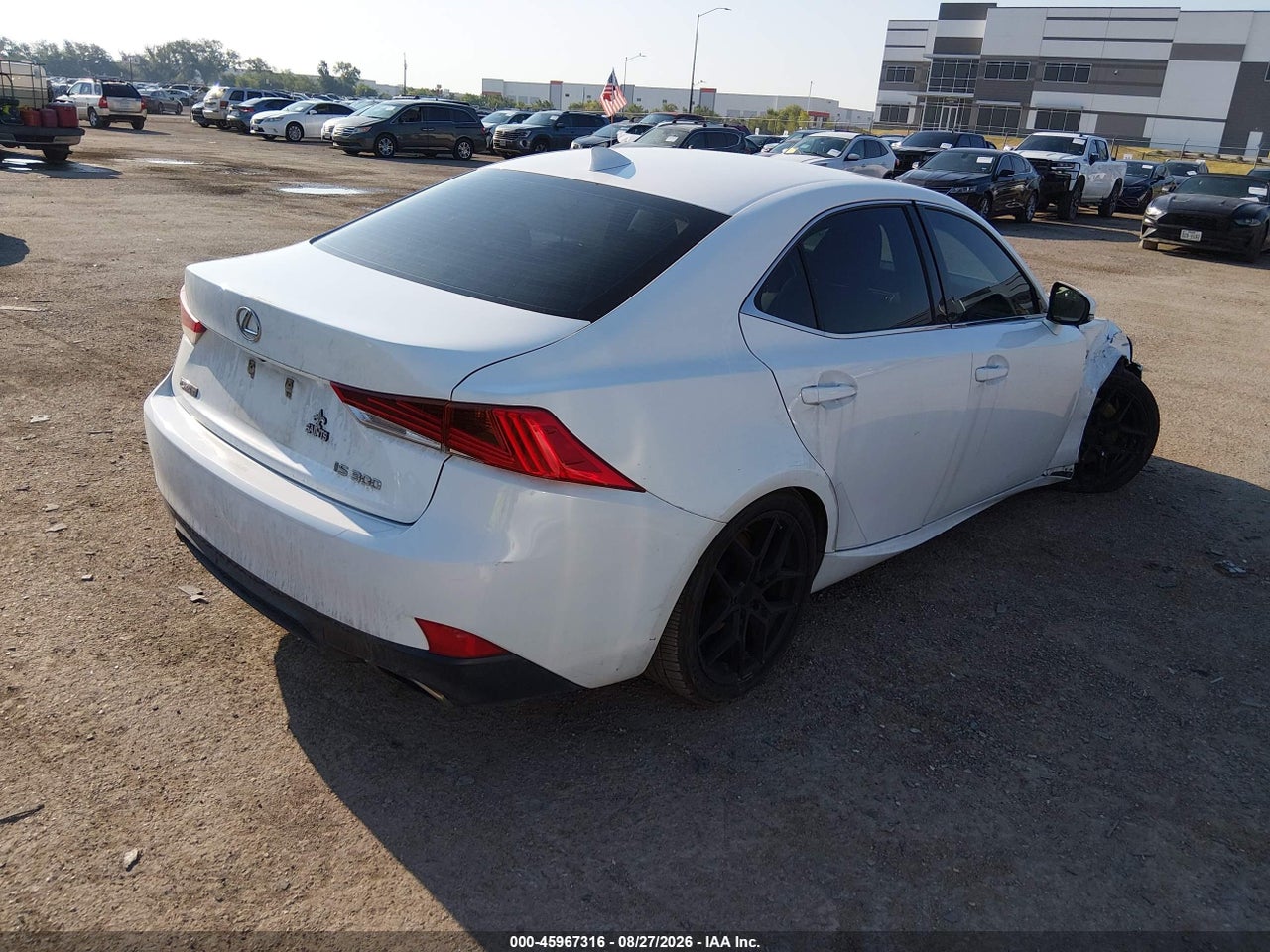 2018 LEXUS IS 300 · 4/11