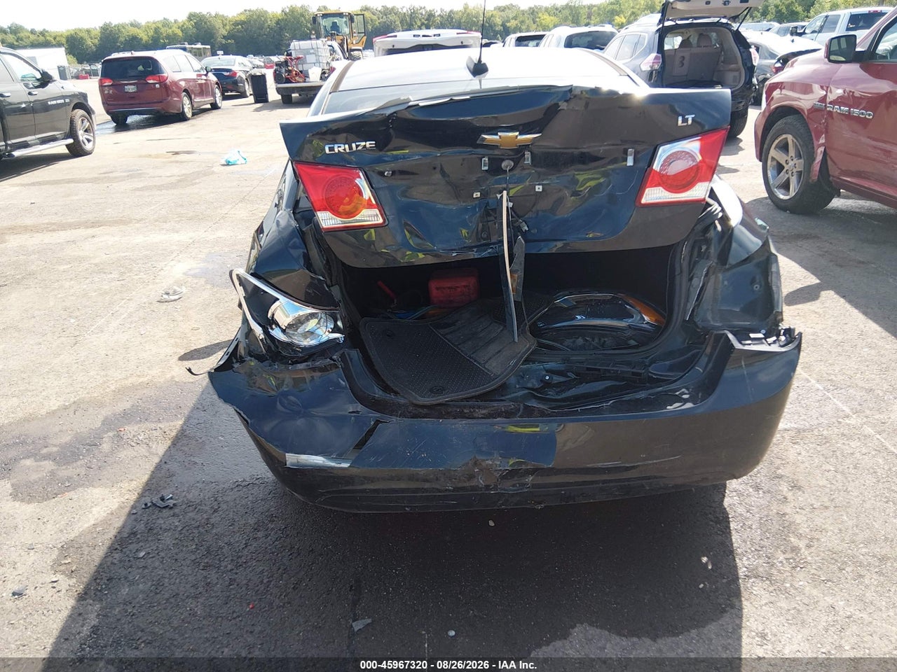 2015 CHEVROLET CRUZE 1LT AUTO · 6/11