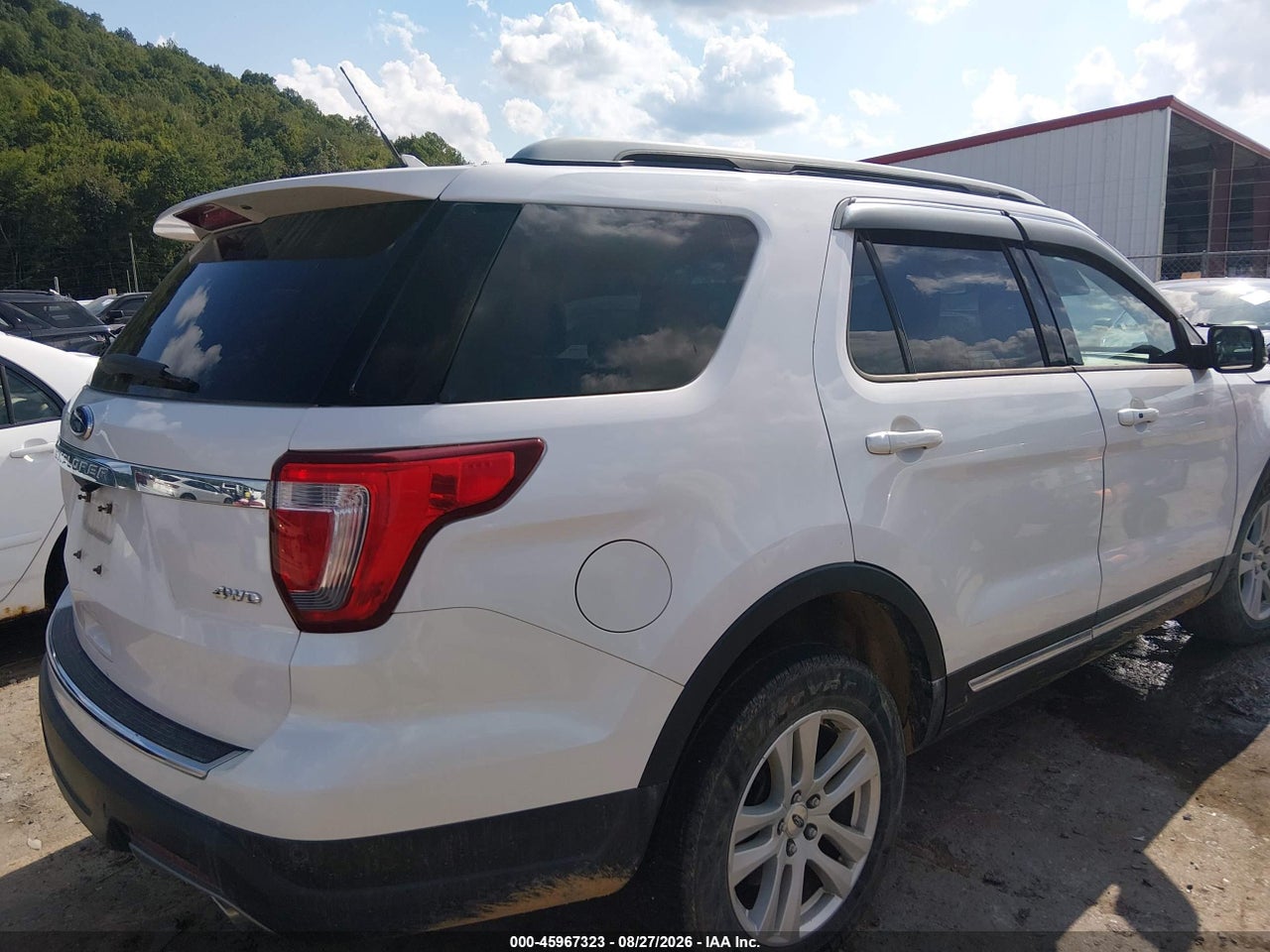 2018 FORD EXPLORER XLT · 4/10
