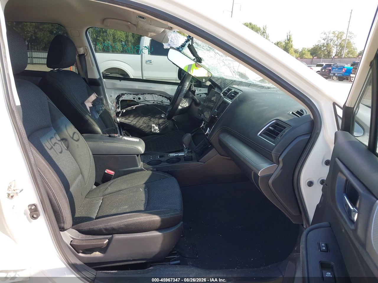 2019 SUBARU OUTBACK 2.5I PREMIUM · 5/11