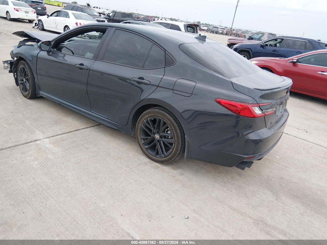 2025 TOYOTA CAMRY SE · 3/11