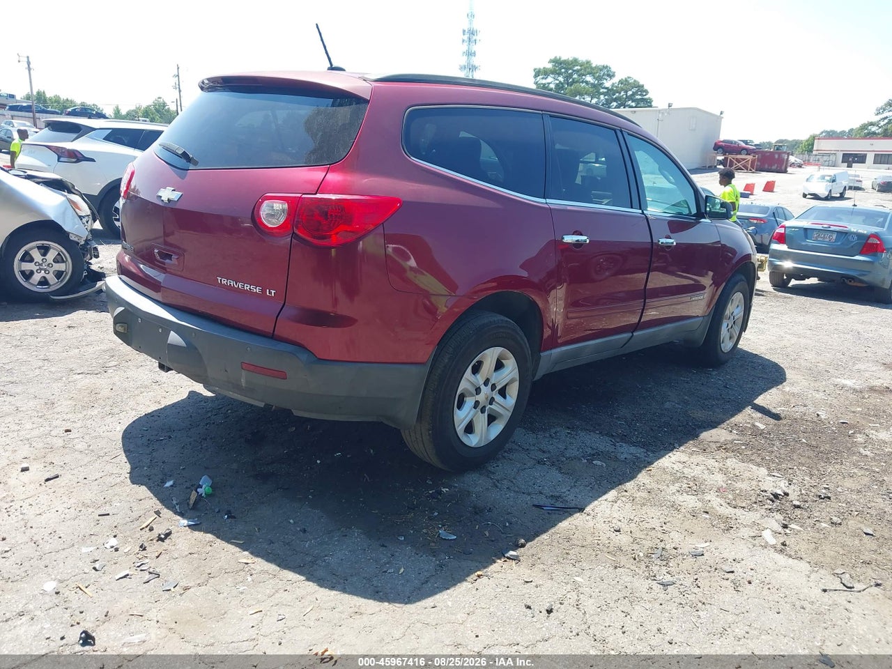 2009 CHEVROLET TRAVERSE LT · 4/11