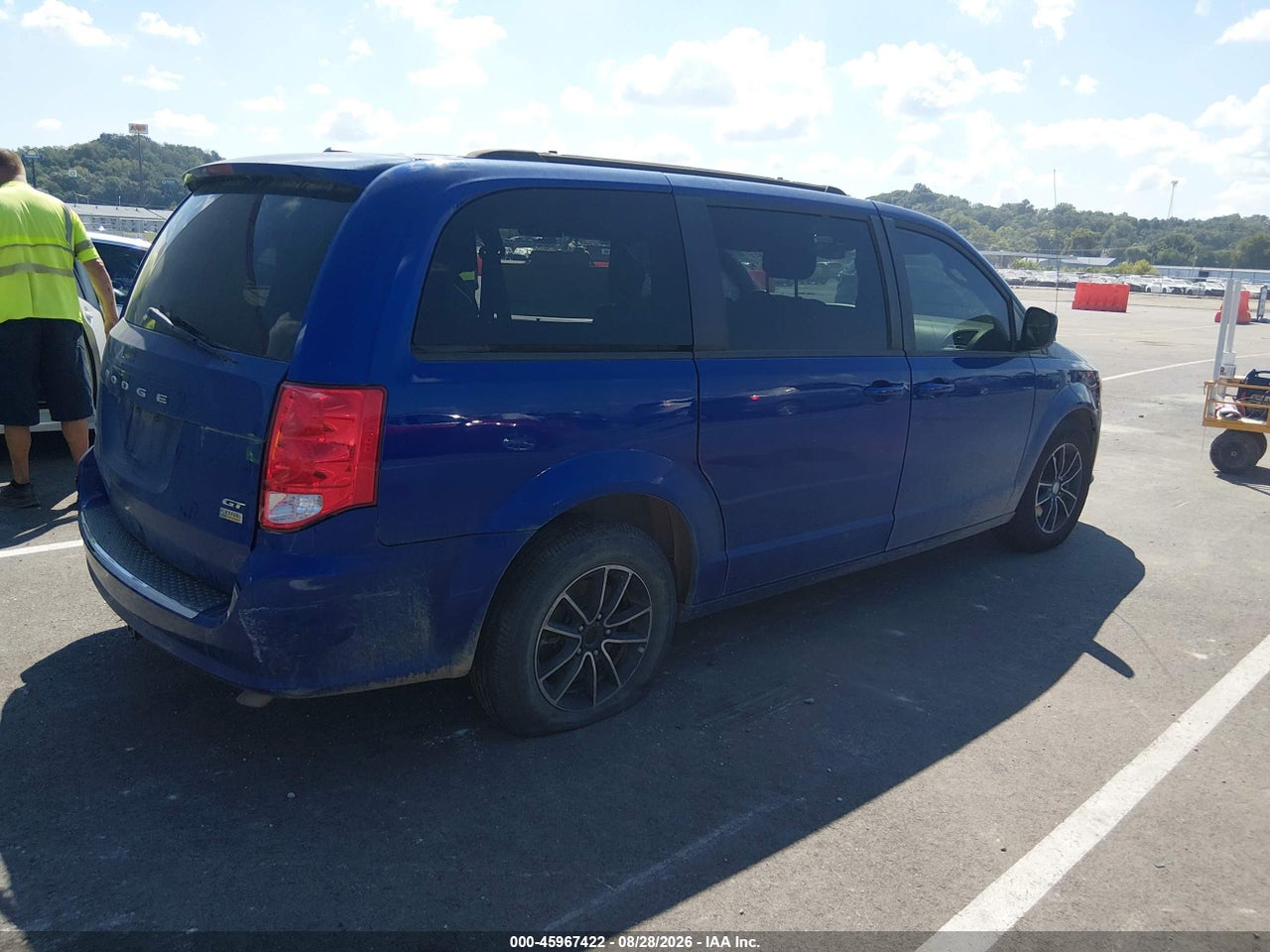 2019 DODGE GRAND CARAVAN GT · 4/6