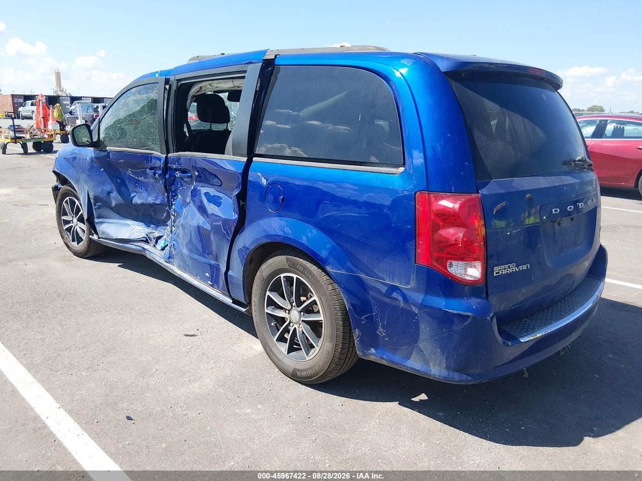 2019 DODGE GRAND CARAVAN GT · 3/6