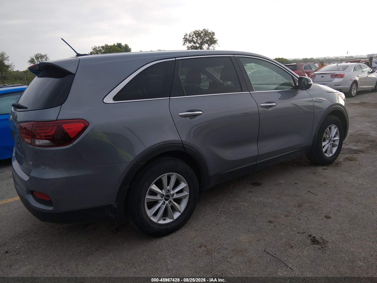 2020 KIA SORENTO 2.4L L · 4/11
