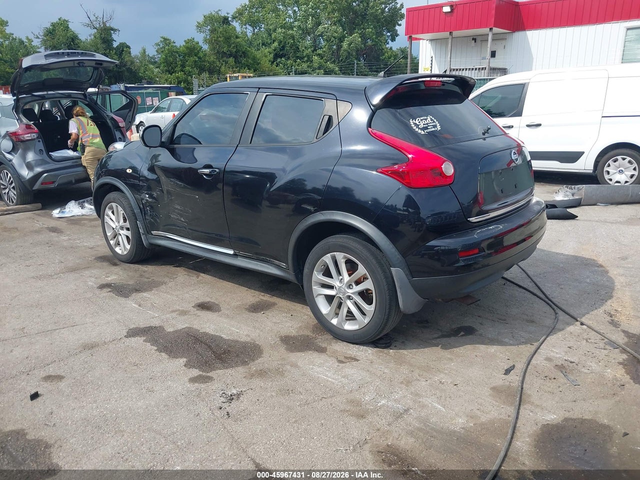 2011 NISSAN JUKE S · 3/11