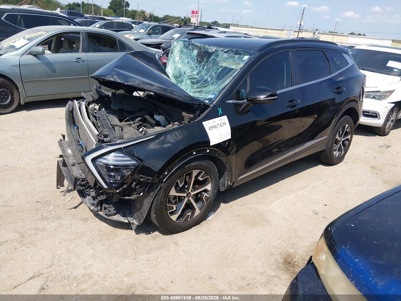 2025 KIA SPORTAGE EX · 2/10