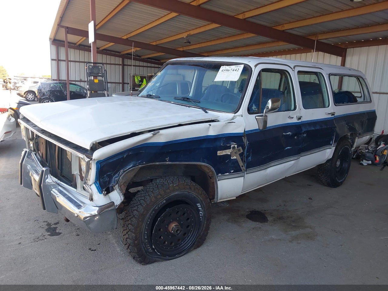 1985 CHEVROLET SUBURBAN K2 · 2/11