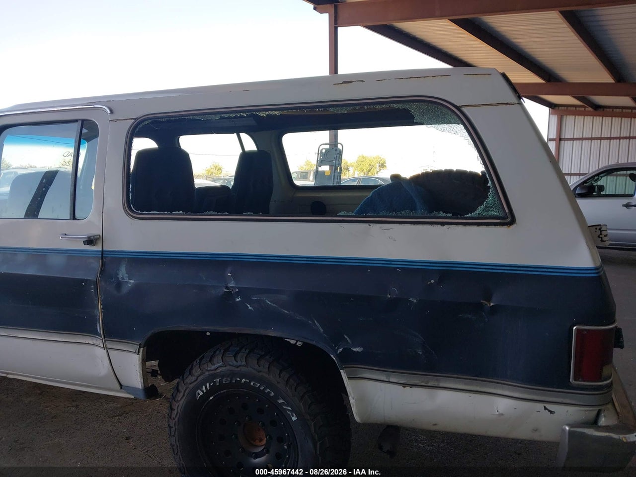1985 CHEVROLET SUBURBAN K2 · 6/11
