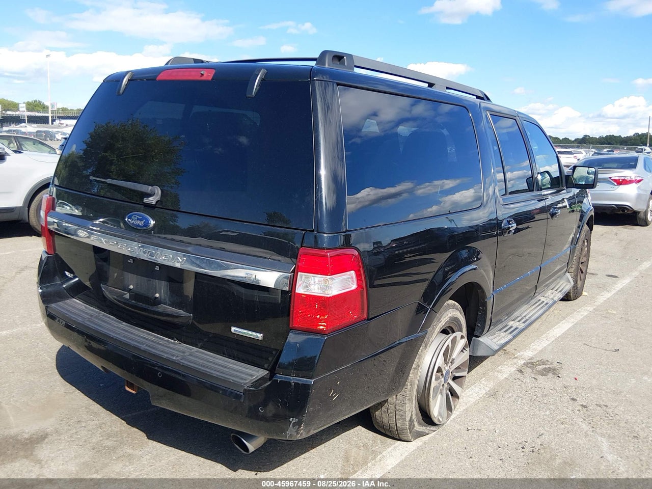 2017 FORD EXPEDITION EL XLT · 4/11